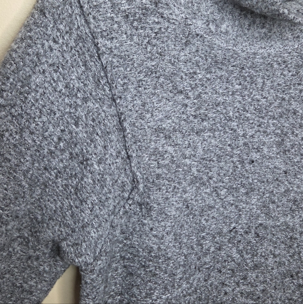 Universal Thread Chunky Gray Mockneck Sweater Siz… - image 4